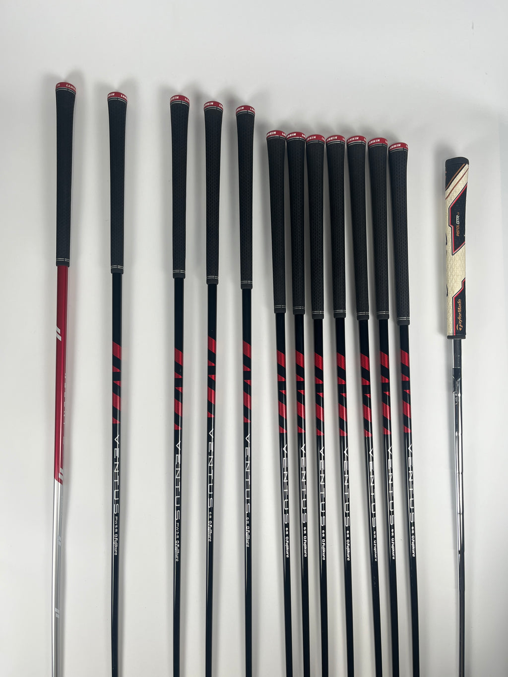 TaylorMade Stealth Complete Set Regular Flex RH STD Length