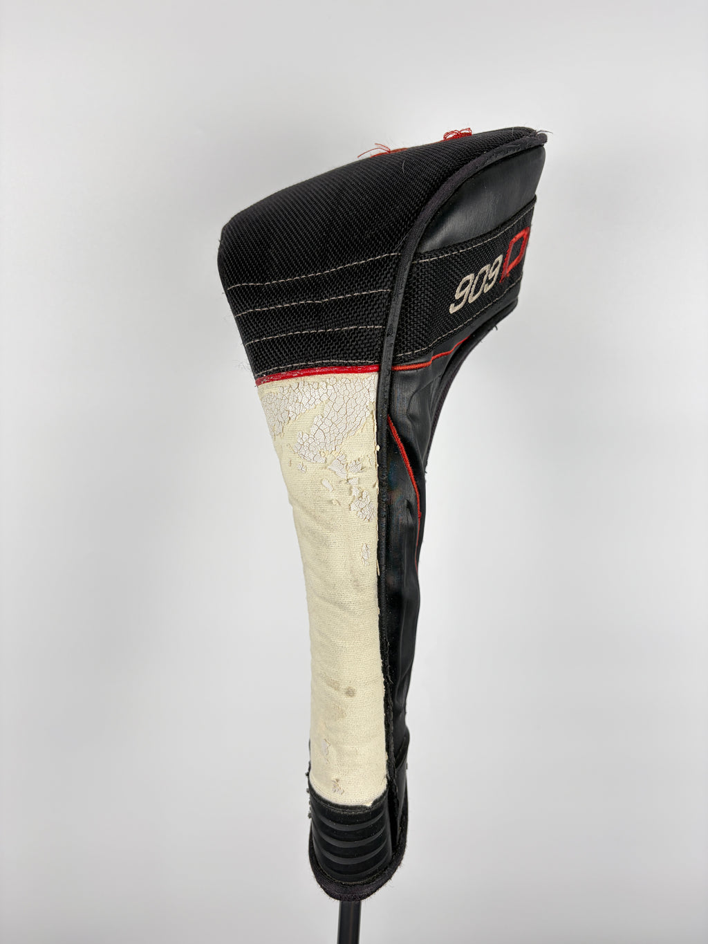Titleist 909 D2 Driver 10.5° Regular Flex RH 45.5"