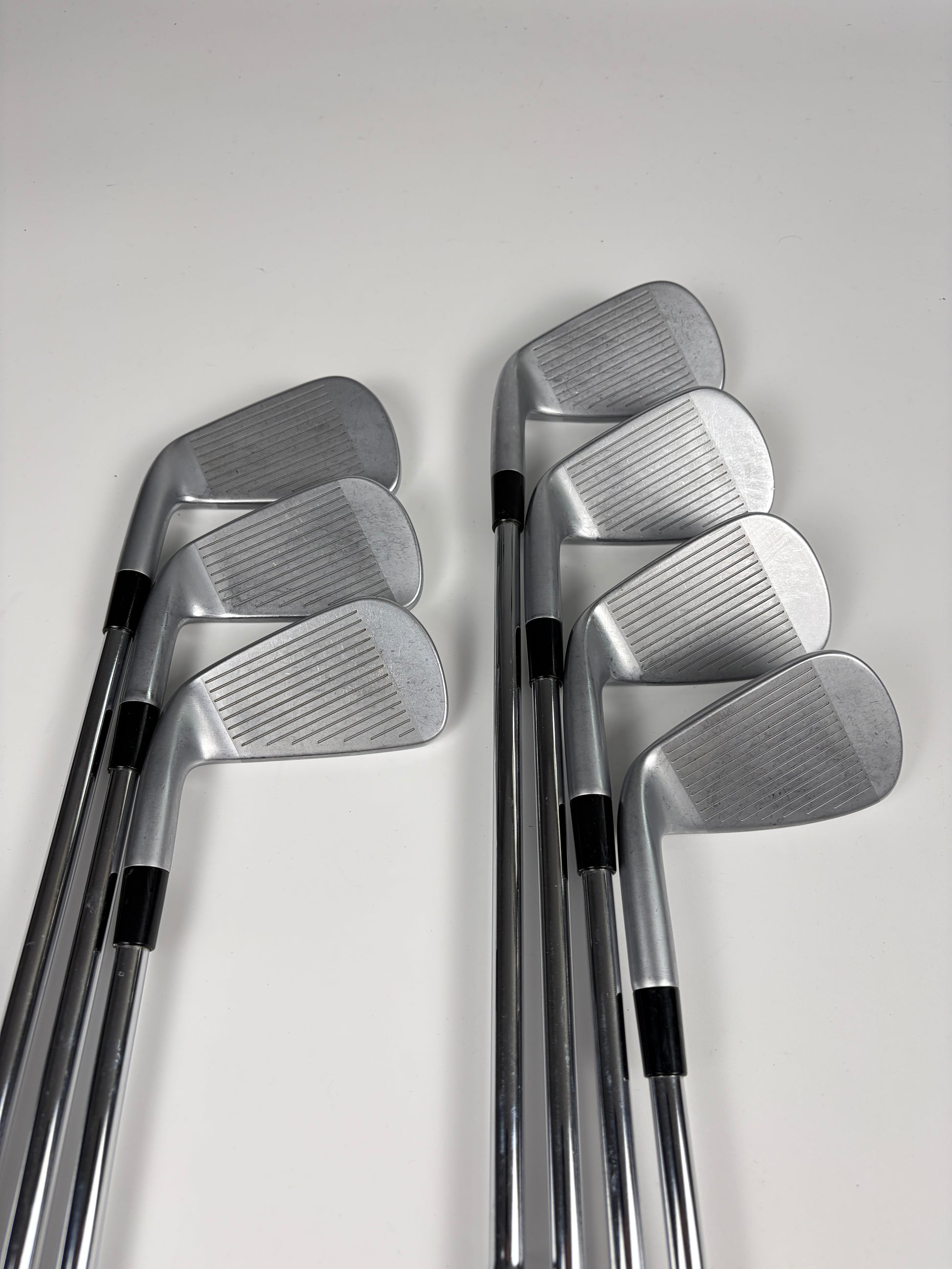 TaylorMade P790 2023 Iron Set 5-PW,GW Regular Flex RH STD Length