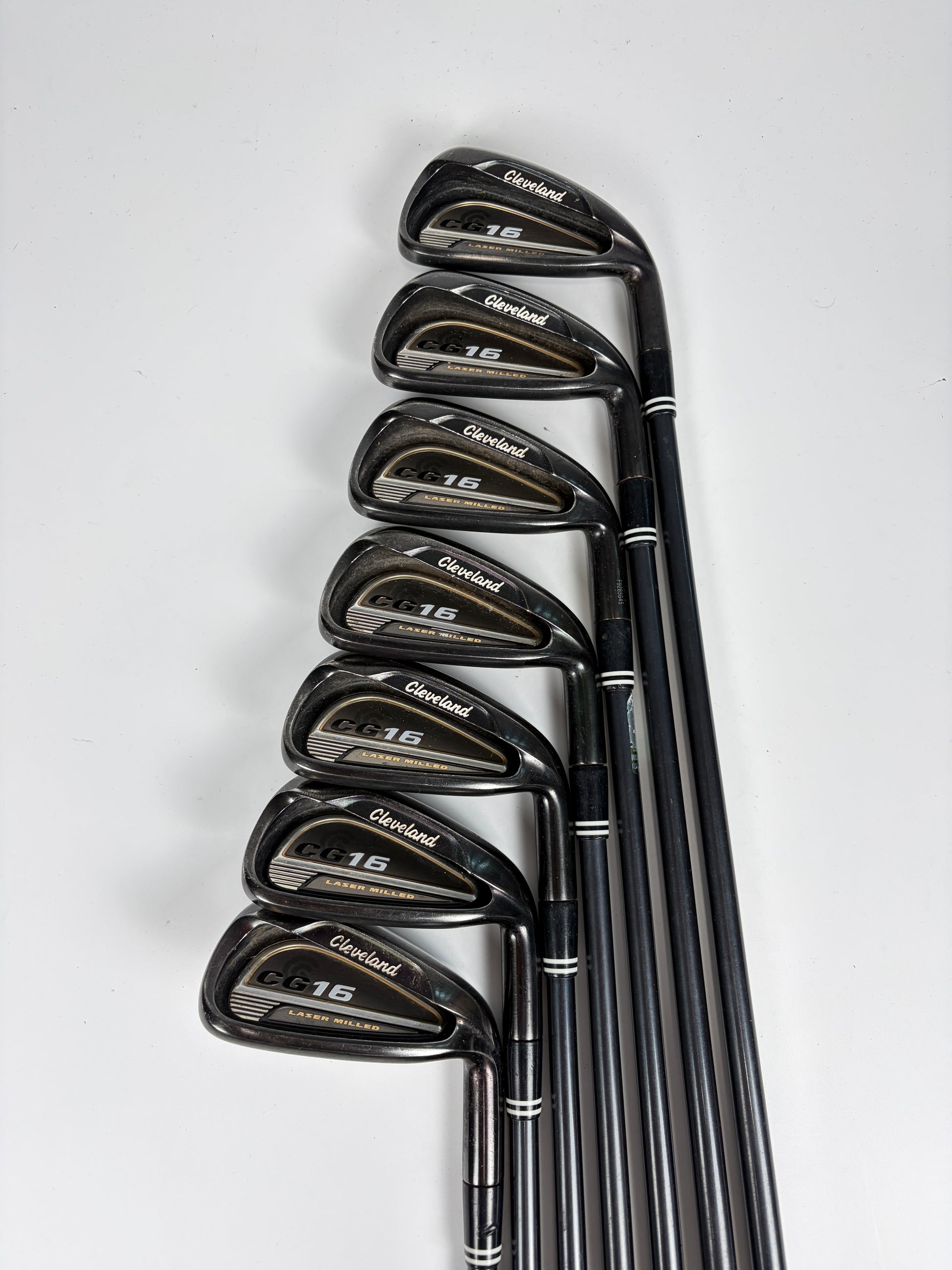 Cleveland CG16 Black Pearl Iron Set 4-PW Regular Flex RH +0.75"
