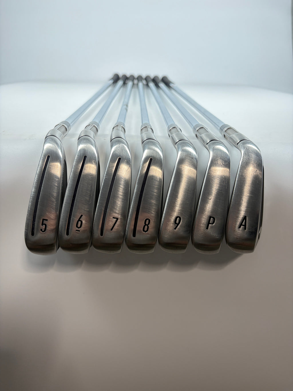 TaylorMade Stealth Iron Set 5-PW,GW Regular Flex RH STD Length
