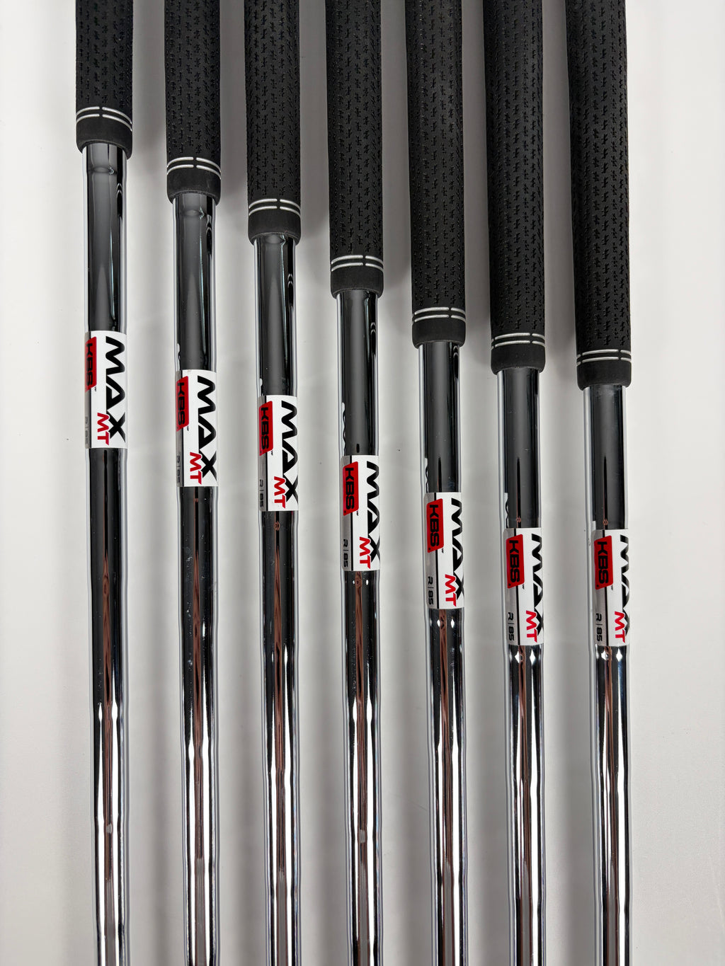 TaylorMade Stealth Iron Set 5-PW,GW Regular Flex RH STD Length
