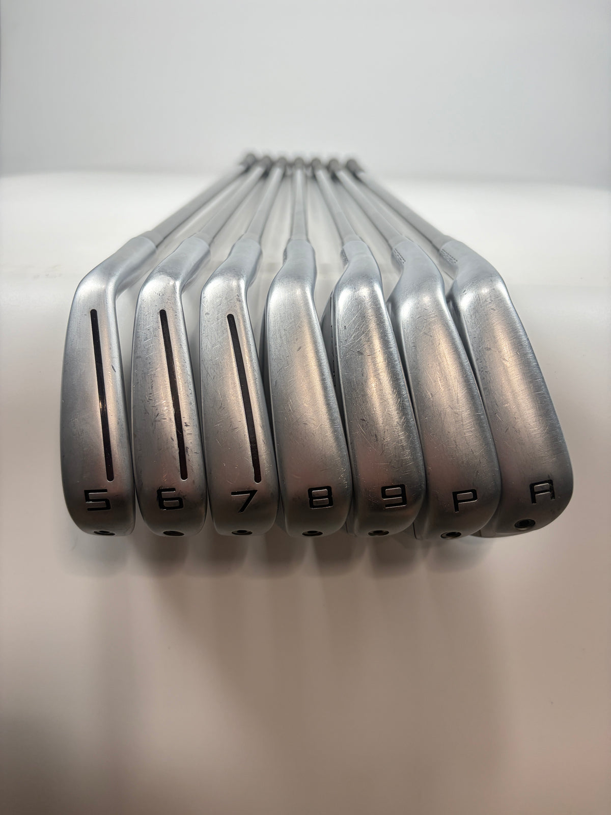 TaylorMade P790 2023 Iron Set 5-PW,GW Regular Flex LH +0.5"