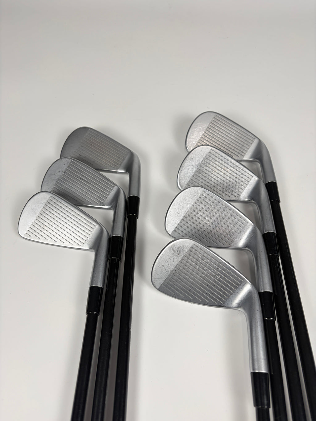 TaylorMade P790 2023 Iron Set 5-PW,GW Regular Flex LH +0.5"
