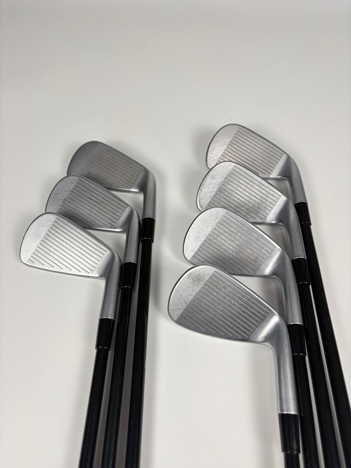 TaylorMade P790 2023 Iron Set 5-PW,GW Regular Flex LH +0.5"