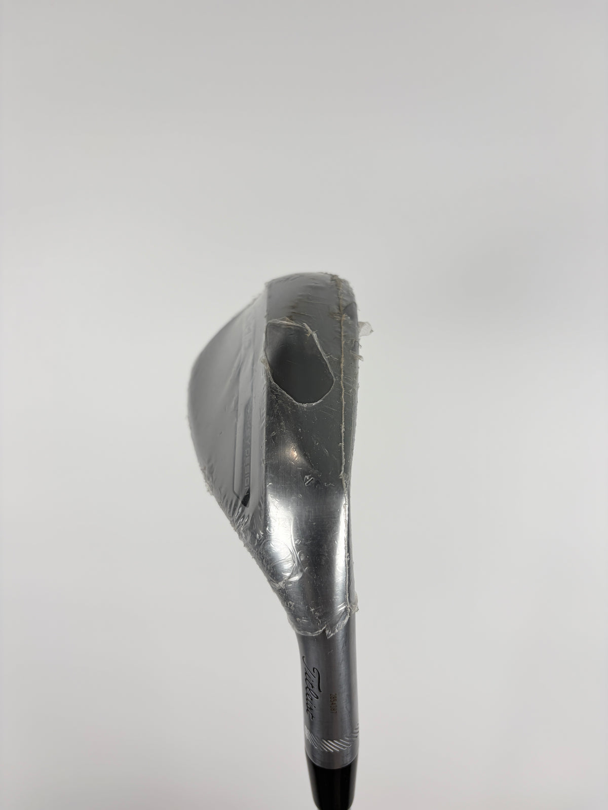 Titleist Vokey Design SM10 Tour Chrome 56° Wedge RH 35.25"